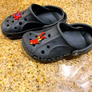 Black Crocs
